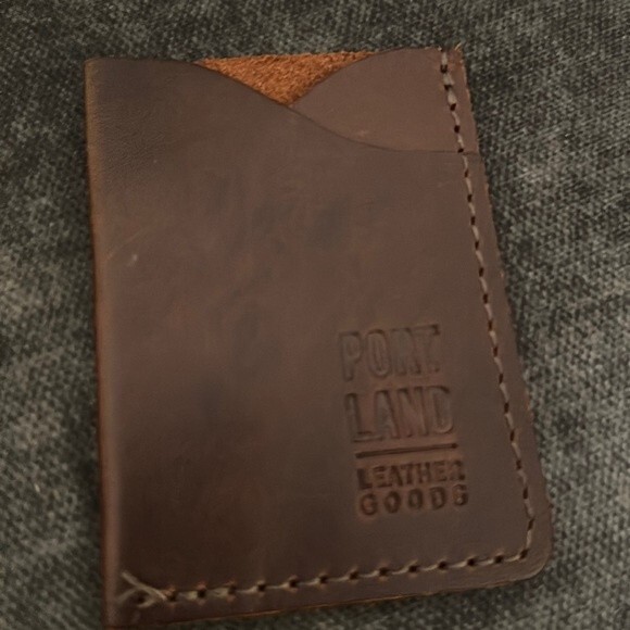 Portland Leather Card Holder - Picture 3 of 4